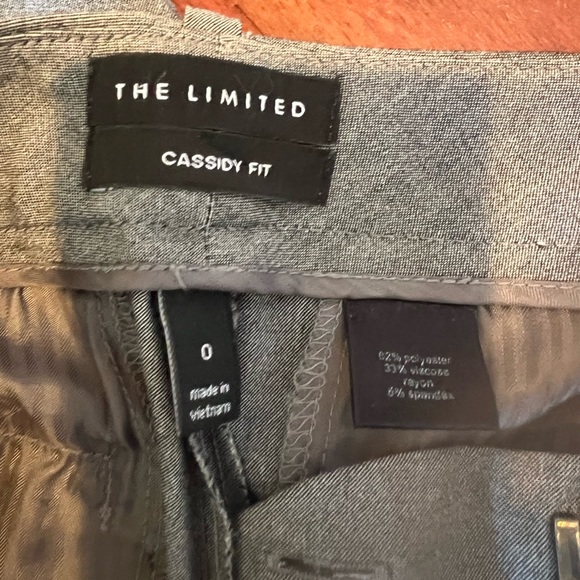 The Limited “Cassidy Fit” gray dress pants in size 0 . Gently worn. - Picture 2 of 2